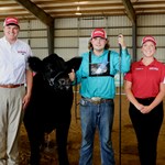 Beef Exhibitor with Sponsors